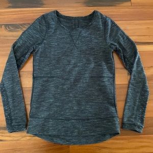 Lululemon size 2 sweatshirt (stretchy) new without tags -